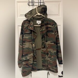 Forever 21 womens Camouflage Hooded Field Jacket - Olive & Brown Camo